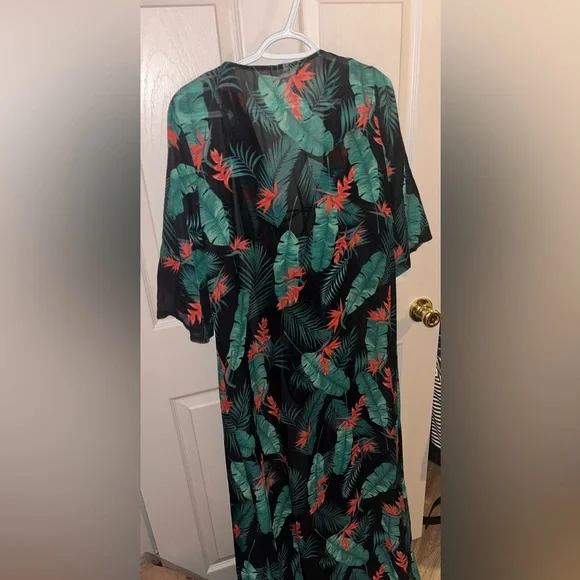 Juniors Bathing Suit & Cover Up Set (Large) - Picture 6 of 7